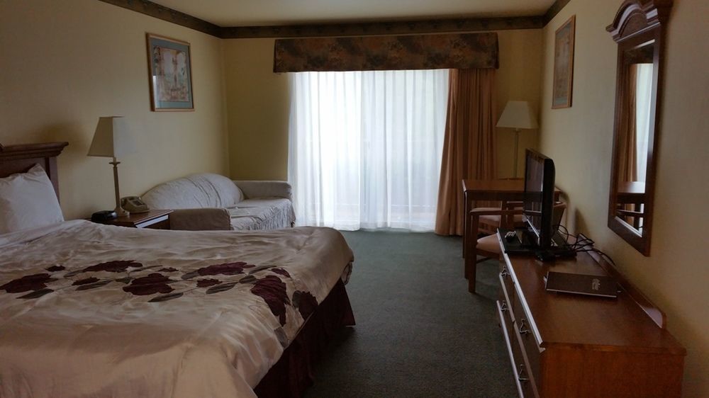 Palace Inn & Suites Lincoln City Exteriör bild