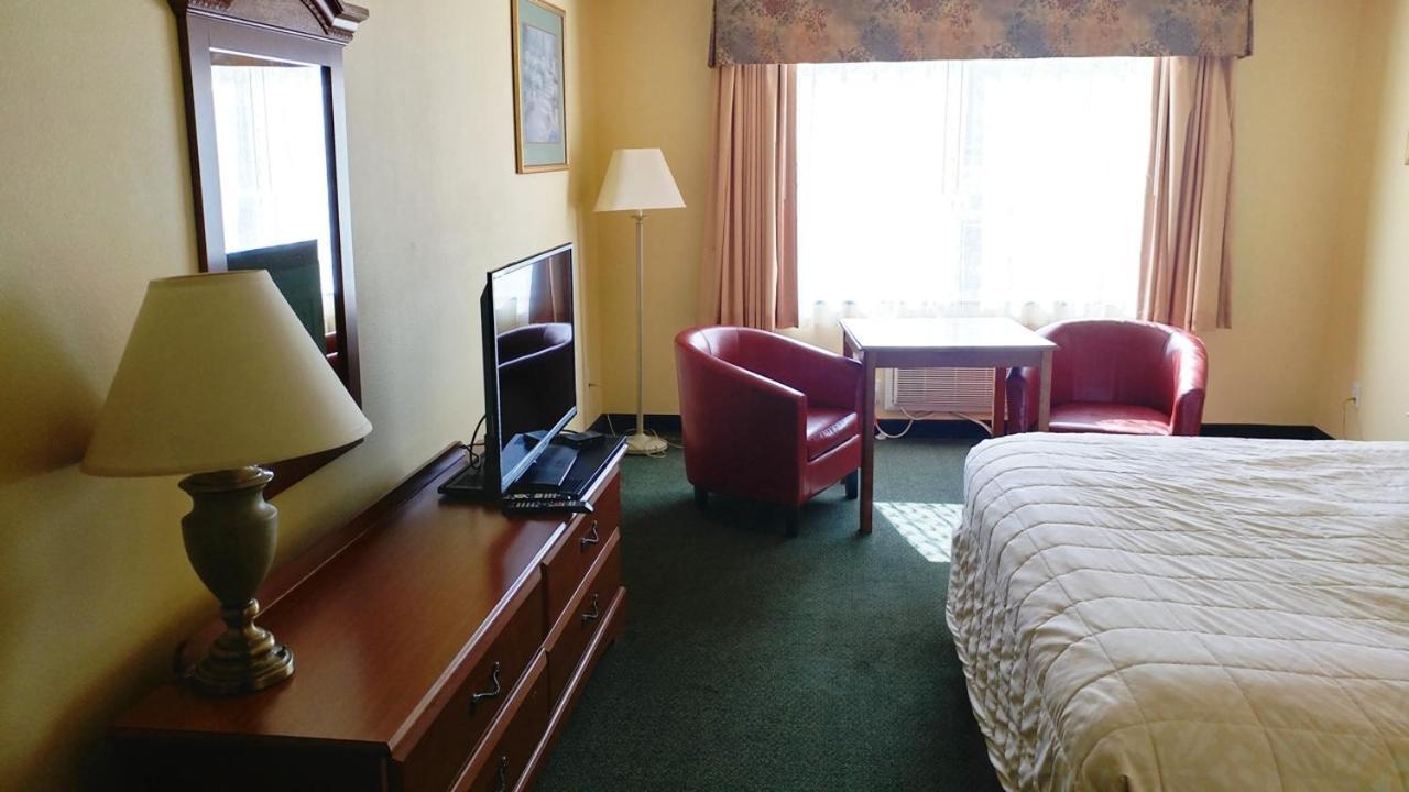Palace Inn & Suites Lincoln City Exteriör bild