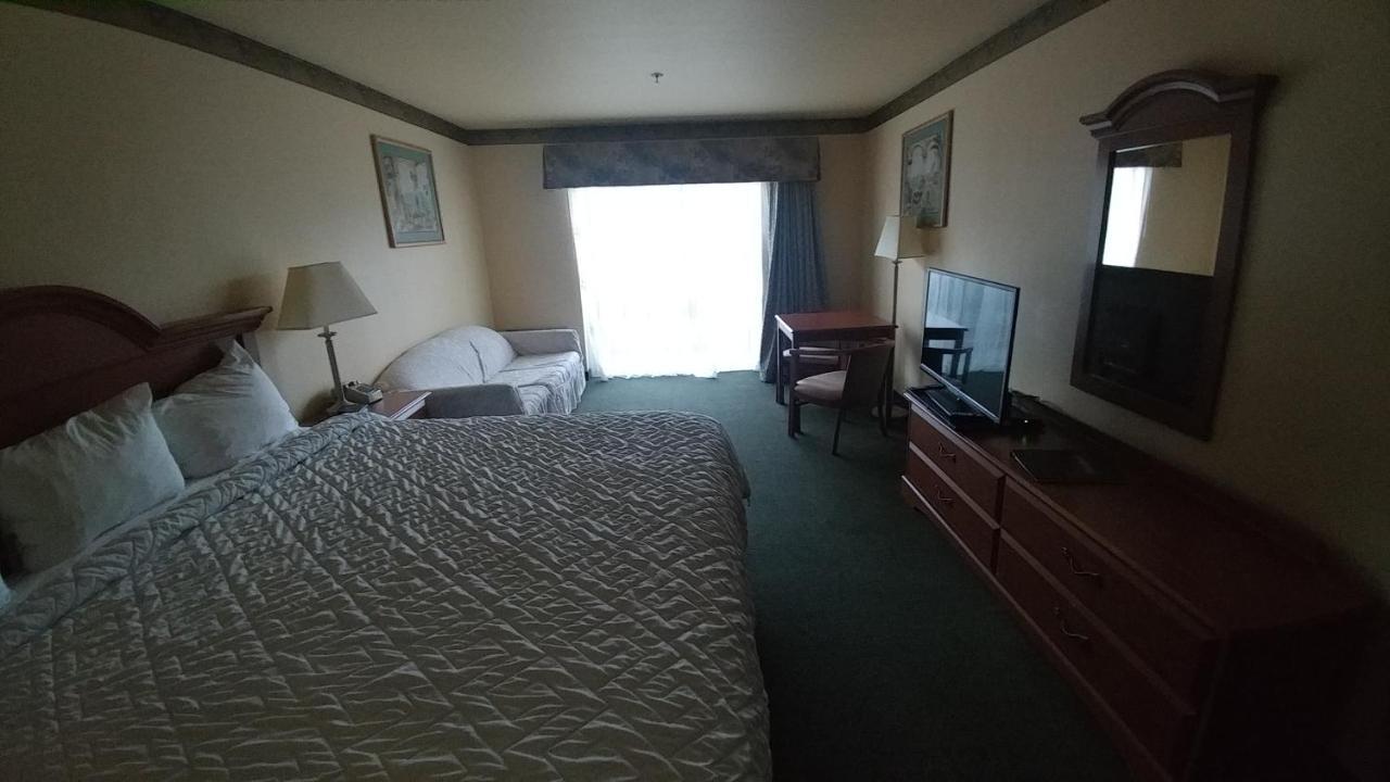 Palace Inn & Suites Lincoln City Exteriör bild